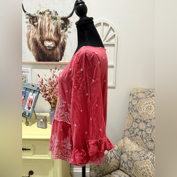 American Eagle Outfitters Pink Blouse with Stylish Appeal - Picture 4 of 5